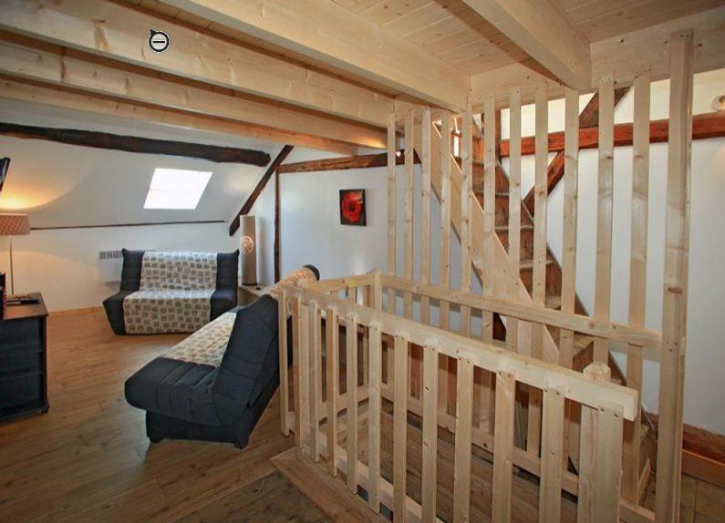 Le Gite Des Faucons Exterior foto
