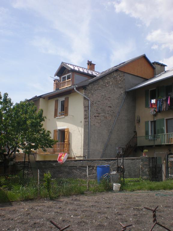 Le Gite Des Faucons Cameră foto